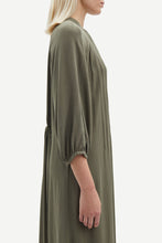 Load image into Gallery viewer, Saselma dress 15154 Dusty Olive
