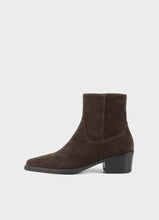 Load image into Gallery viewer, Kelsey Boots Brown
