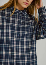 Load image into Gallery viewer, Sylvana top Navy check
