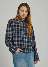 Load image into Gallery viewer, Sylvana top Navy check
