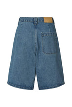 Load image into Gallery viewer, RAHA Denim shorts Washed indigo
