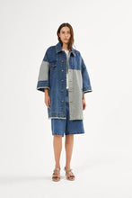 Load image into Gallery viewer, OYA Denim jacket Wahed indigo
