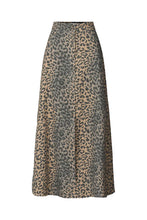 Load image into Gallery viewer, NATJA button skirt Leopard print
