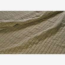 Load image into Gallery viewer, Quilted bed cover 240x240, Khaki
