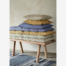 Load image into Gallery viewer, Recycled wooden bench
