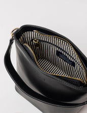 Load image into Gallery viewer, Bobbi Bucket Bag Midi Black
