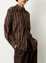 Load image into Gallery viewer, BOOKLYN Shirt, Mokalatte
