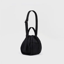 Load image into Gallery viewer, CURVE Bucket Bag, Black
