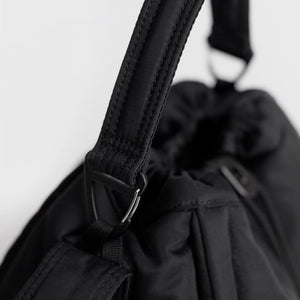 CURVE Bucket Bag, Black