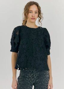 Burna top, Black