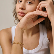 Load image into Gallery viewer, Chunky Charm Bracelet, 925S/GP
