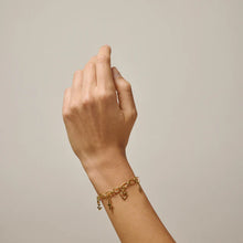 Load image into Gallery viewer, Chunky Charm Bracelet, 925S/GP
