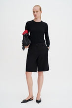 Laden Sie das Bild in den Galerie-Viewer, Claire Cotton Shorts, Black
