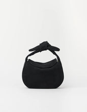 Laden Sie das Bild in den Galerie-Viewer, Coco Croissant, Black Suede
