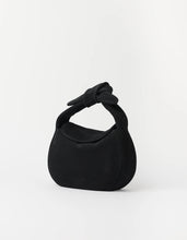 Laden Sie das Bild in den Galerie-Viewer, Coco Croissant, Black Suede
