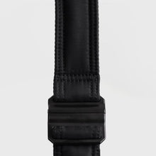 Load image into Gallery viewer, CURVE Crossbody S, Black

