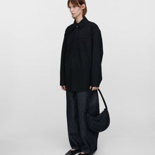 Load image into Gallery viewer, CURVE Crossbody S, Black
