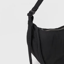 Load image into Gallery viewer, CURVE Half Moon Bag Black
