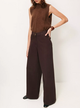 Load image into Gallery viewer, DALT Jeans Coffea

