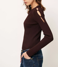 Load image into Gallery viewer, DIZERIO Longsleeve Ganache
