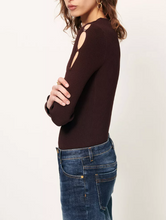Load image into Gallery viewer, DIZERIO Longsleeve Ganache
