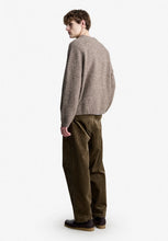 Load image into Gallery viewer, Dylan loose-fit sweater, Taupe
