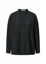 Load image into Gallery viewer, Ellenor Crinckled shirt Black
