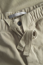 Load image into Gallery viewer, Ezra Relaxed Organic Stretch Twill Trouser, Moss Green
