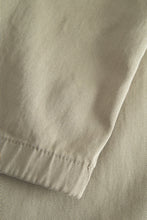 Load image into Gallery viewer, Ezra Relaxed Organic Stretch Twill Trouser, Moss Green

