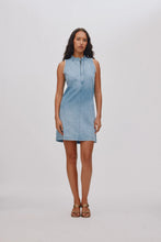 Load image into Gallery viewer, Fee Light denim dress, Light wash
