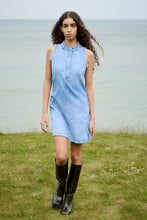 Load image into Gallery viewer, Fee Light denim dress, Light wash
