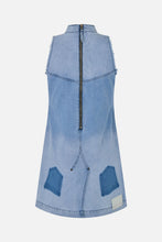 Load image into Gallery viewer, Fee Light denim dress, Light wash
