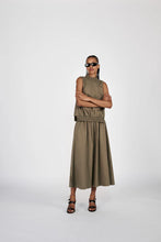 Load image into Gallery viewer, Fiola poplin top Dry bark
