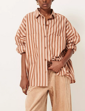 Load image into Gallery viewer, FONTANIA Shirt Toffee Blush
