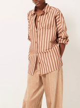 Load image into Gallery viewer, FONTANIA Shirt Toffee Blush
