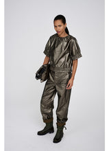 Load image into Gallery viewer, GINE foiled ripstop gathered top Metallic Olive
