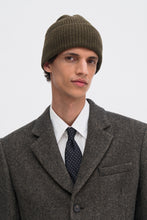 Load image into Gallery viewer, Wool Rib Hat Moss Green
