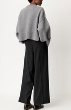 Laden Sie das Bild in den Galerie-Viewer, HOJIKI Pants, Blackpearl
