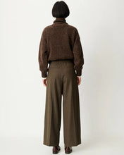 Load image into Gallery viewer, HOJIKI Trousers, Lichen
