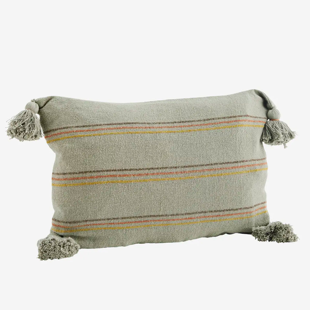 Striped cushion cover with tassels 40x60 cm
