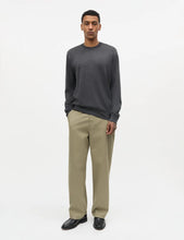 Laden Sie das Bild in den Galerie-Viewer, Merino Wool Contrast Jules Knit, Charcoal Melange
