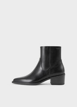 Load image into Gallery viewer, Kelsey Boots Black
