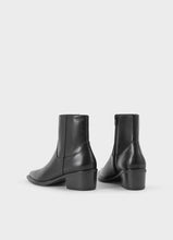 Load image into Gallery viewer, Kelsey Boots Black
