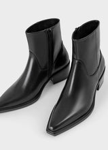 Load image into Gallery viewer, Kelsey Boots Black
