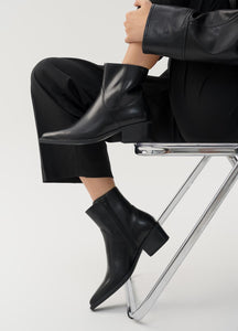 Kelsey Boots Black