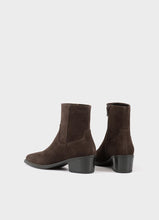 Load image into Gallery viewer, Kelsey Boots Brown
