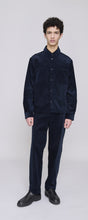 Load image into Gallery viewer, Leon Overshirt Dark navy corduroy
