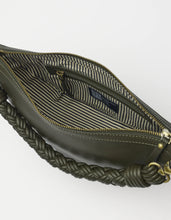 Laden Sie das Bild in den Galerie-Viewer, Leo Midi Twisted Handle, Moss Soft Grain Leather
