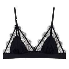 Laden Sie das Bild in den Galerie-Viewer, LOVE LACE Zarter Triangel-Bralette, Schwarz
