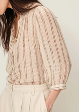 Load image into Gallery viewer, LYLEE Blouse Whiplumikat
